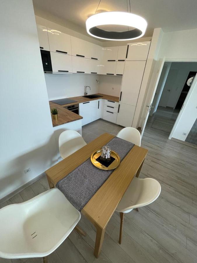 Апартаменты Penthouse Young #Freeparking Будапешт Экстерьер фото